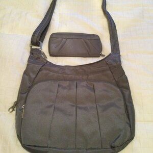 Travelon Handbag and wallet